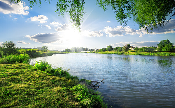 Horizontaler Fahrstuhl fürs Wasser Horizontaler Fahrstuhl fürs Wasser