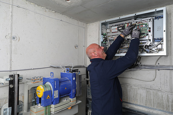 Zählt der Einbau oder Anbau von Aufzügen als Modernisierung?